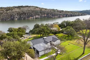 1204 Los Escondidos St, Marble Falls, TX 78654 - Photo 29