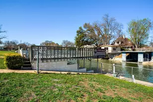 106 Flamingo Cir, Highland Haven, TX 78654 - Photo 17