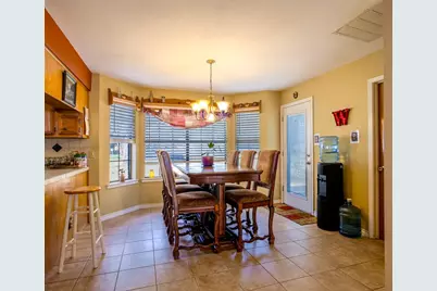 1113 Hackberry Drive, Marble Falls, TX 78654 - Photo 9