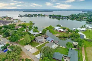 1506 Hill Top Dr, Granite Shoals, TX 78654 - Photo 1