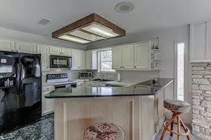 116 Dawn #D St, Horseshoe Bay, TX 78657 - Photo 13