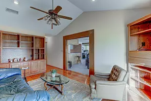 116 Dawn #D St, Horseshoe Bay, TX 78657 - Photo 15