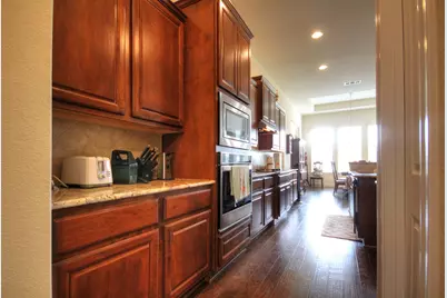 101 Rocky Summit Court, Spicewood, TX 78669 - Photo 11