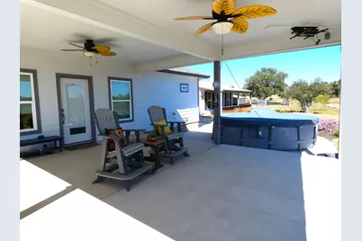 202 W Rio Llano Drive, Llano, TX 78643 - Photo 5