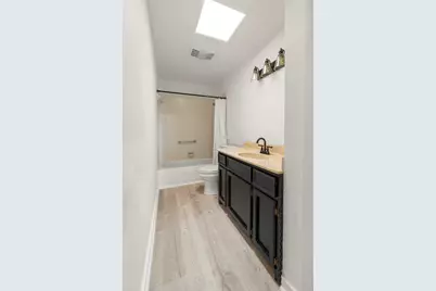 200 Kings Way, Cottonwood Shores, TX 78657 - Photo 19