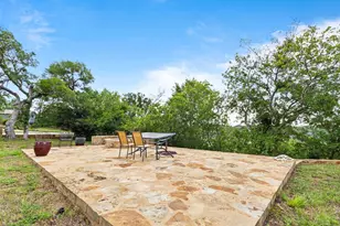 25421 Pedernales Point Dr, Spicewood, TX 78669 - Photo 11