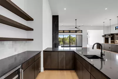 206 Azalea Loop, Horseshoe Bay, TX 78657 - Photo 5