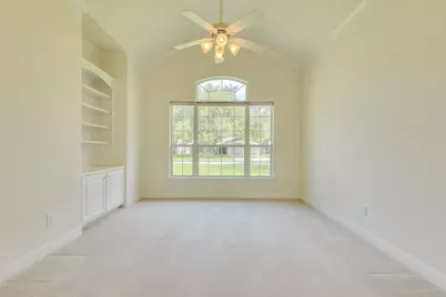 207 Flamingo Cir Circle, Highland Haven, TX 78654 - Photo 13