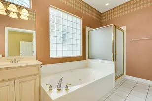 207 Flamingo Cir Circle, Highland Haven, TX 78654 - Photo 13