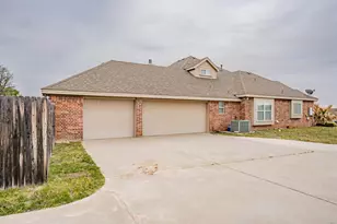 1005 Ashford Dr, San Angelo, TX 76901 - Photo 3
