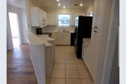 508 B W Hi Circle, Horseshoe Bay, TX 78657 - Photo 5