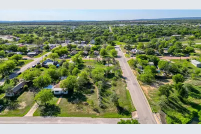 309 Avenue M, Marble Falls, TX 78654 - Photo 9