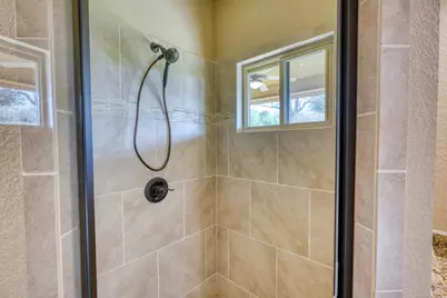 127 Uplift, Horseshoe Bay, TX 78657 - Photo 17