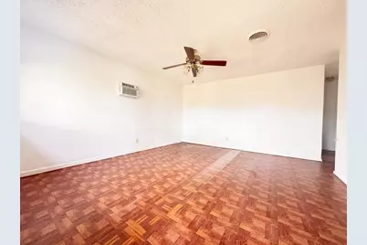 106 Logan Drive, Buchanan Dam, TX 78609 - Photo 3