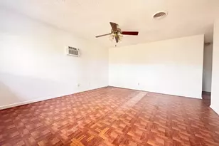 106 Logan Dr, Buchanan Dam, TX 78609 - Photo 3