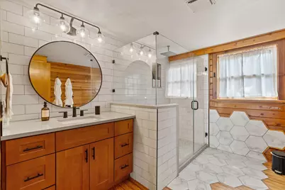 210 Circle Road, Marble Falls, TX 78657 - Photo 15