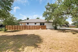 714 Pine, Cottonwood Shores, TX 78657 - Photo 11