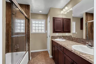 201 W Heron, Highland Haven, TX 78654 - Photo 17