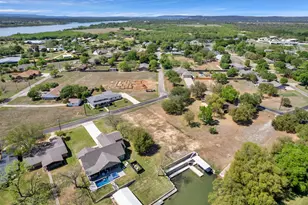 201 W Heron, Highland Haven, TX 78654 - Photo 29