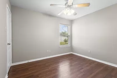 112 Mari Lane, Spicewood, TX 78669 - Photo 13