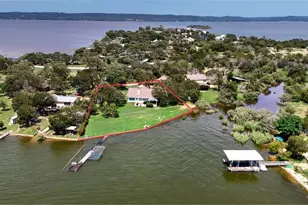 220 W Lakecrest Dr, Bluffton, TX 78607 - Photo 29