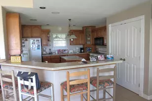 220 W Lakecrest Dr, Bluffton, TX 78607 - Photo 11