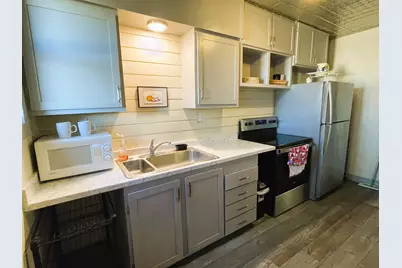 1107 E Brown Street, Llano, TX 78643 - Photo 25