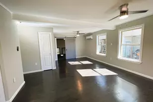 1107 E Brown St, Llano, TX 78643 - Photo 13