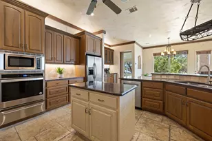 113 Wennmohs Pl, Horseshoe Bay, TX 78657 - Photo 23