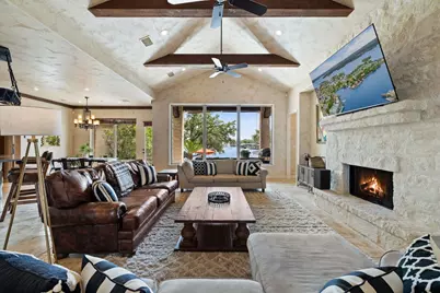 113 Wennmohs Place, Horseshoe Bay, TX 78657 - Photo 17