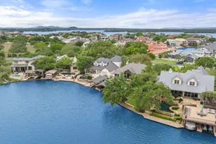 113 Wennmohs Pl, Horseshoe Bay, TX 78657 - Photo 3