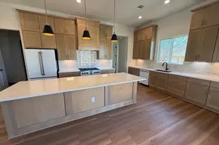 406 Hogans Pl, Meadowlakes, TX 78654 - Photo 7