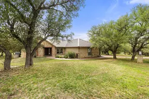 215 Maverick Circle, Horseshoe Bay, TX 78657 - Photo 3