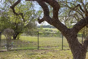 215 Maverick Circle, Horseshoe Bay, TX 78657 - Photo 29