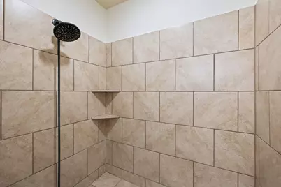 215 Maverick Circle, Horseshoe Bay, TX 78657 - Photo 19