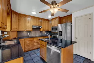 1703 Wofford Dr, Burnet, TX 78611 - Photo 5