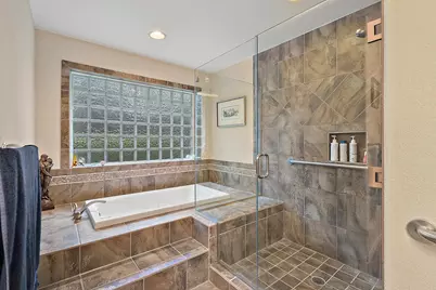 1011 Ridge Point Drive, Marble Falls, TX 78654 - Photo 17