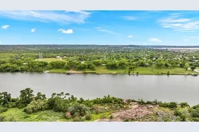 3715 Lakeview Dr, Cottonwood Shores, TX 78657 - Photo 27