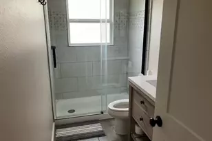 204 E Dry St, San Saba, TX 76877 - Photo 13