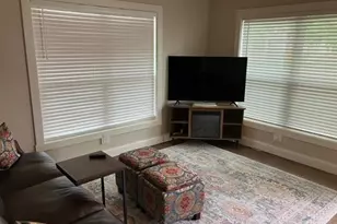 204 E Dry St, San Saba, TX 76877 - Photo 9