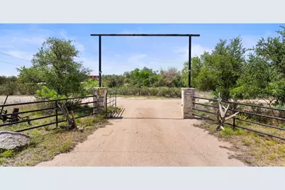 11755 Rm 1323, Johnson City, TX 78636 - Photo 25