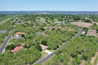 104 Springfield, Horseshoe Bay, TX 78657 - Photo 3