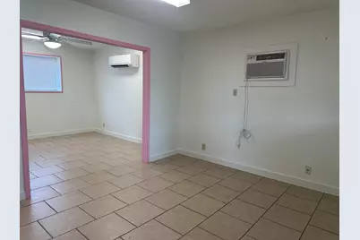 815 Sixth St, Marble Falls, TX 78654 - Photo 3