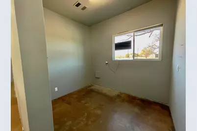 802 N Phillips Ranch Road, Granite Shoals, TX 78654 - Photo 15