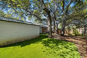 512 W Pecan Dr, Johnson City, TX 78636 - Photo 19