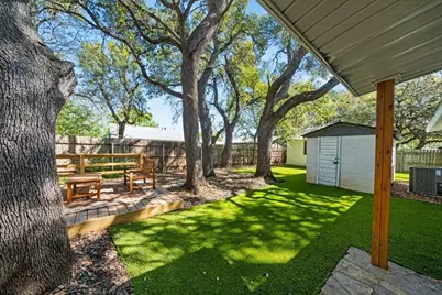 512 W Pecan Drive, Johnson City, TX 78636 - Photo 15