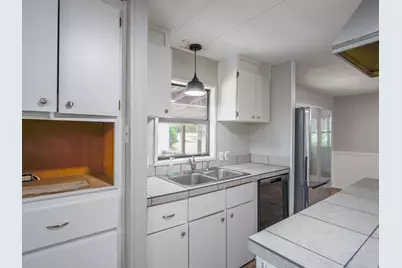 1605 Colonneh, Horseshoe Bay, TX 78657 - Photo 9