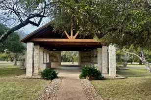 712 Coventry Rd, Spicewood, TX 78669 - Photo 3