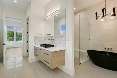 98 Wennmohs Place, Horseshoe Bay, TX 78657 - Photo 13