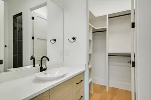 98 Wennmohs Pl, Horseshoe Bay, TX 78657 - Photo 15